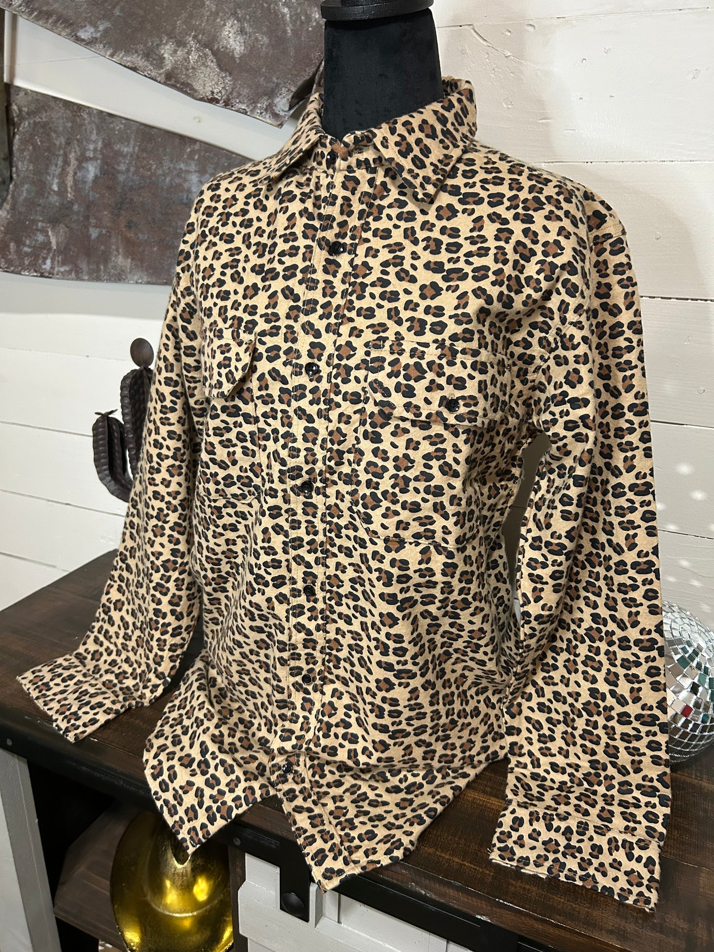 Leopard flannel