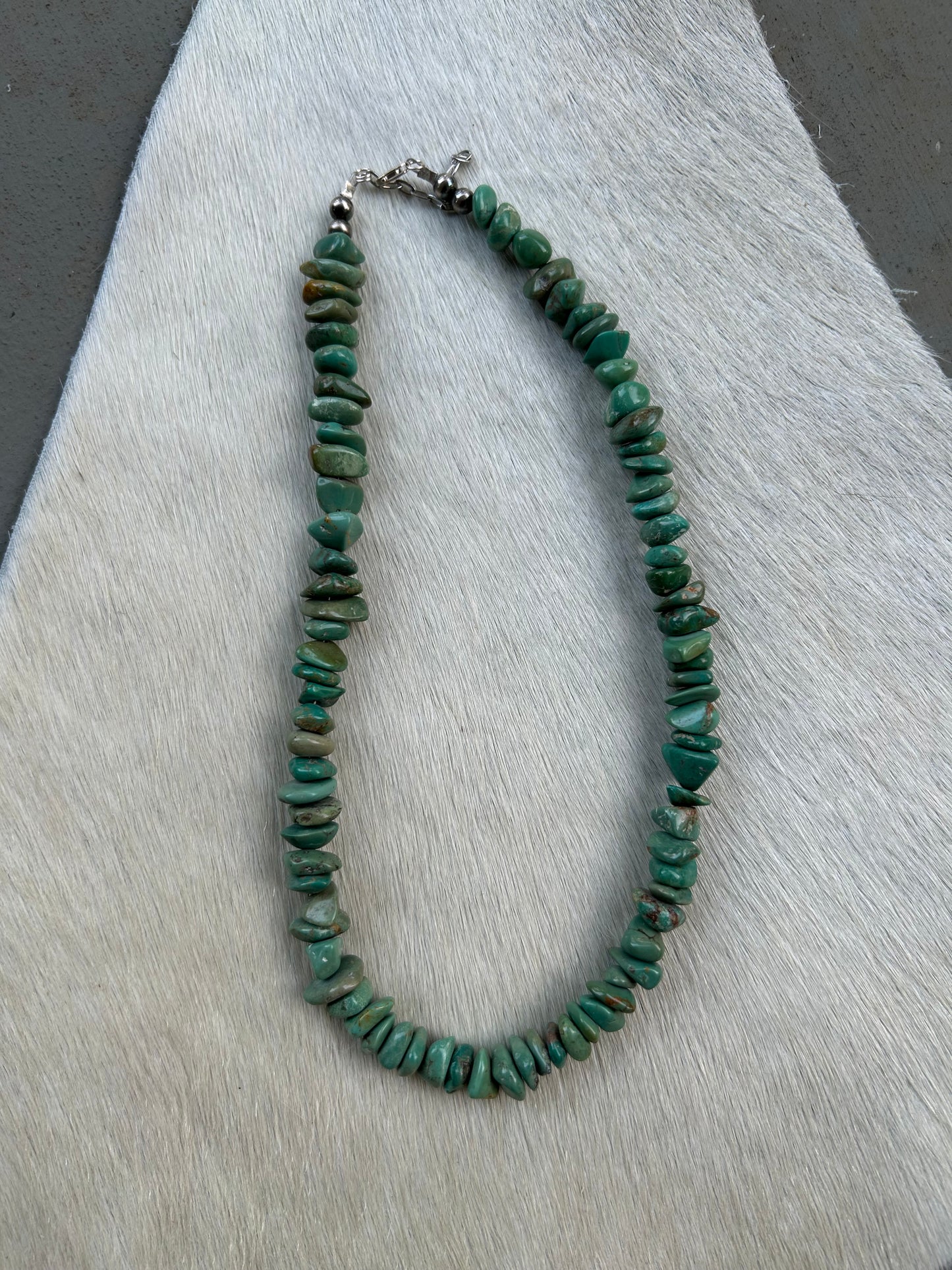 Turquoise chip necklace