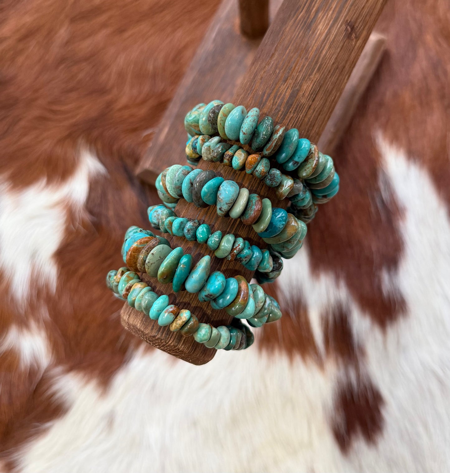 Genuine turquoise chip stretchy bracelet