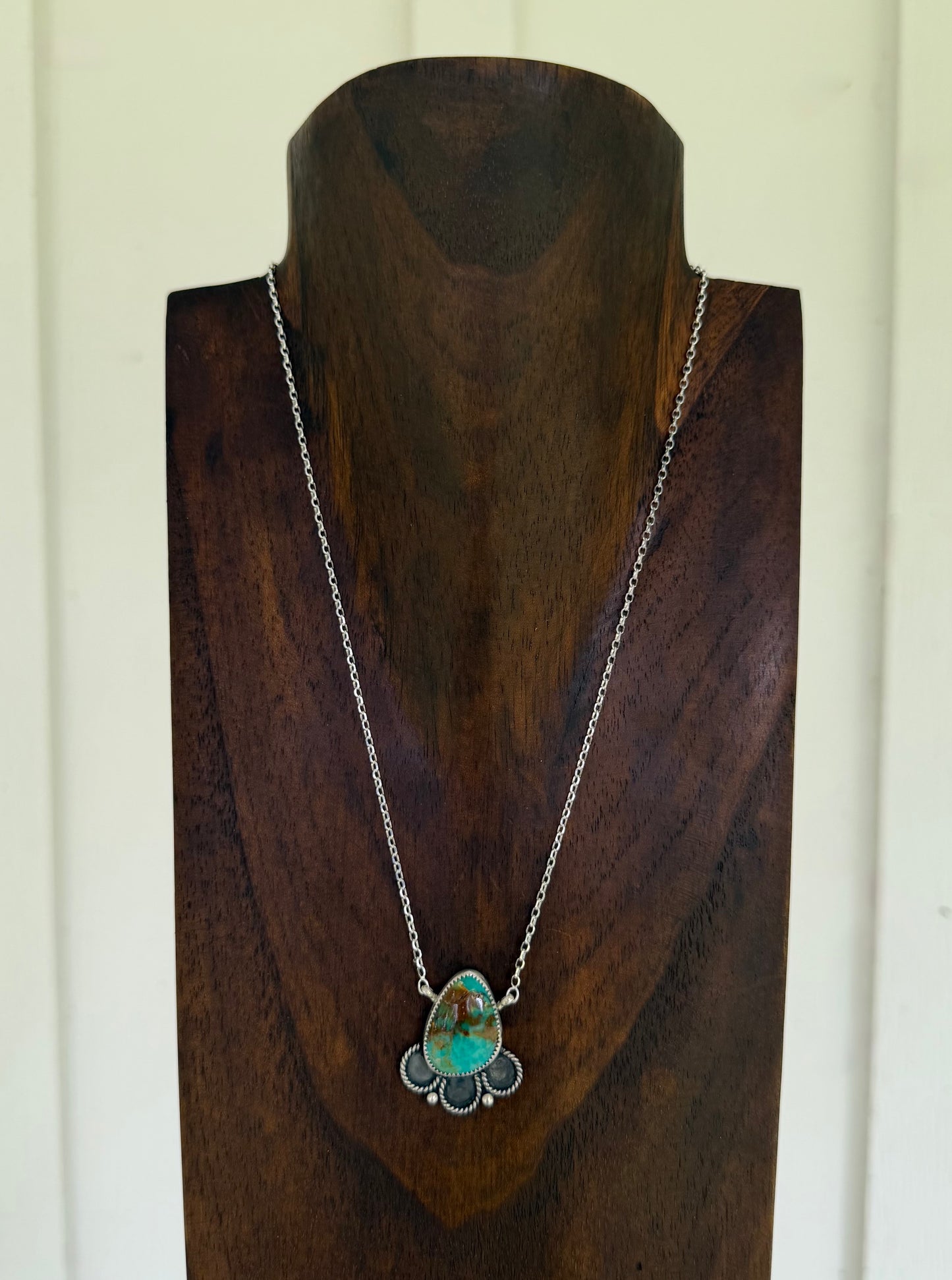 Royston flower necklace - READ DESCRIPTION