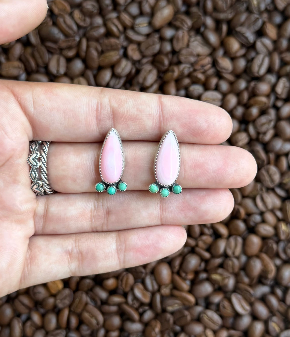 Pink conch and kingman turquoise studs