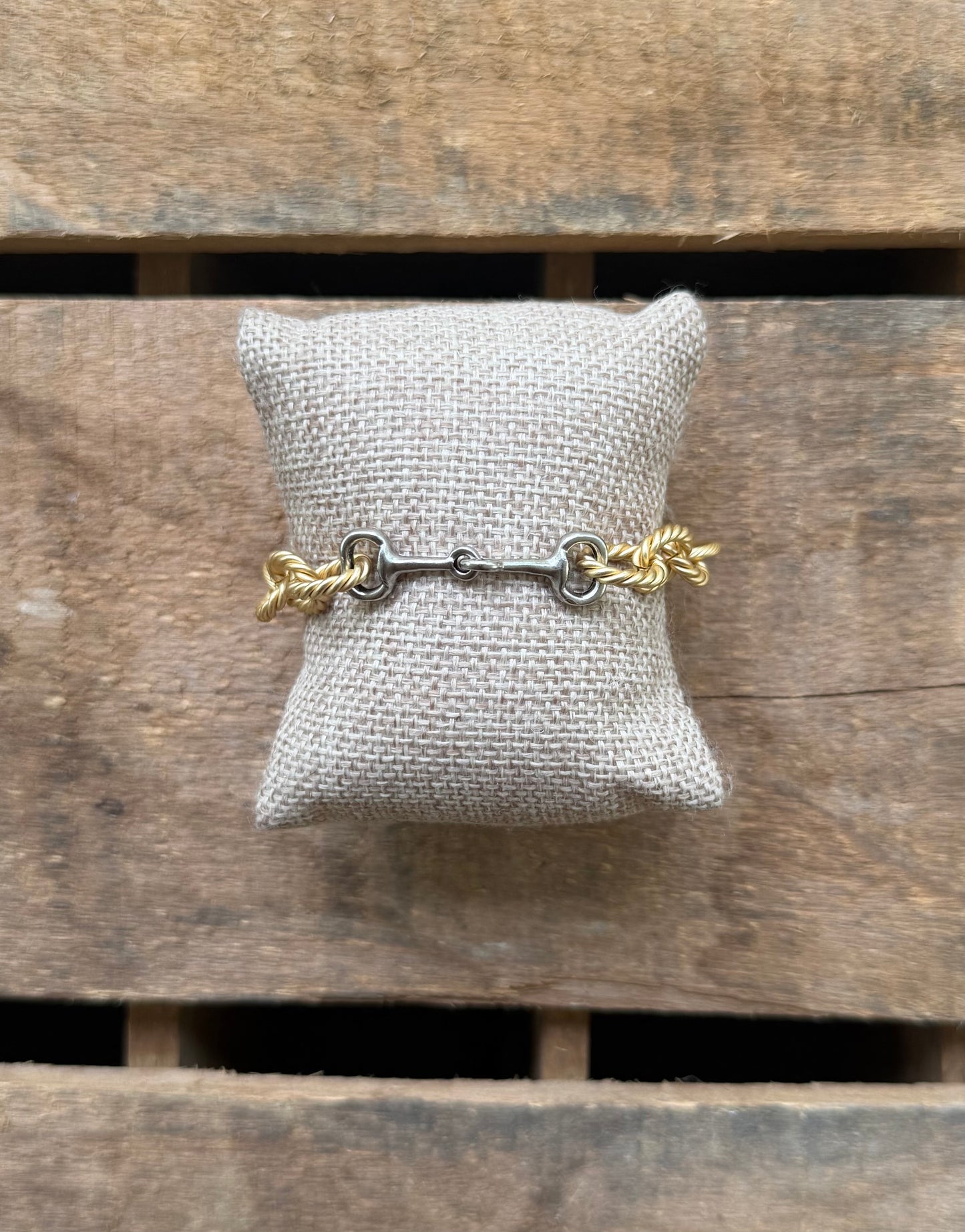 Bitty bracelet