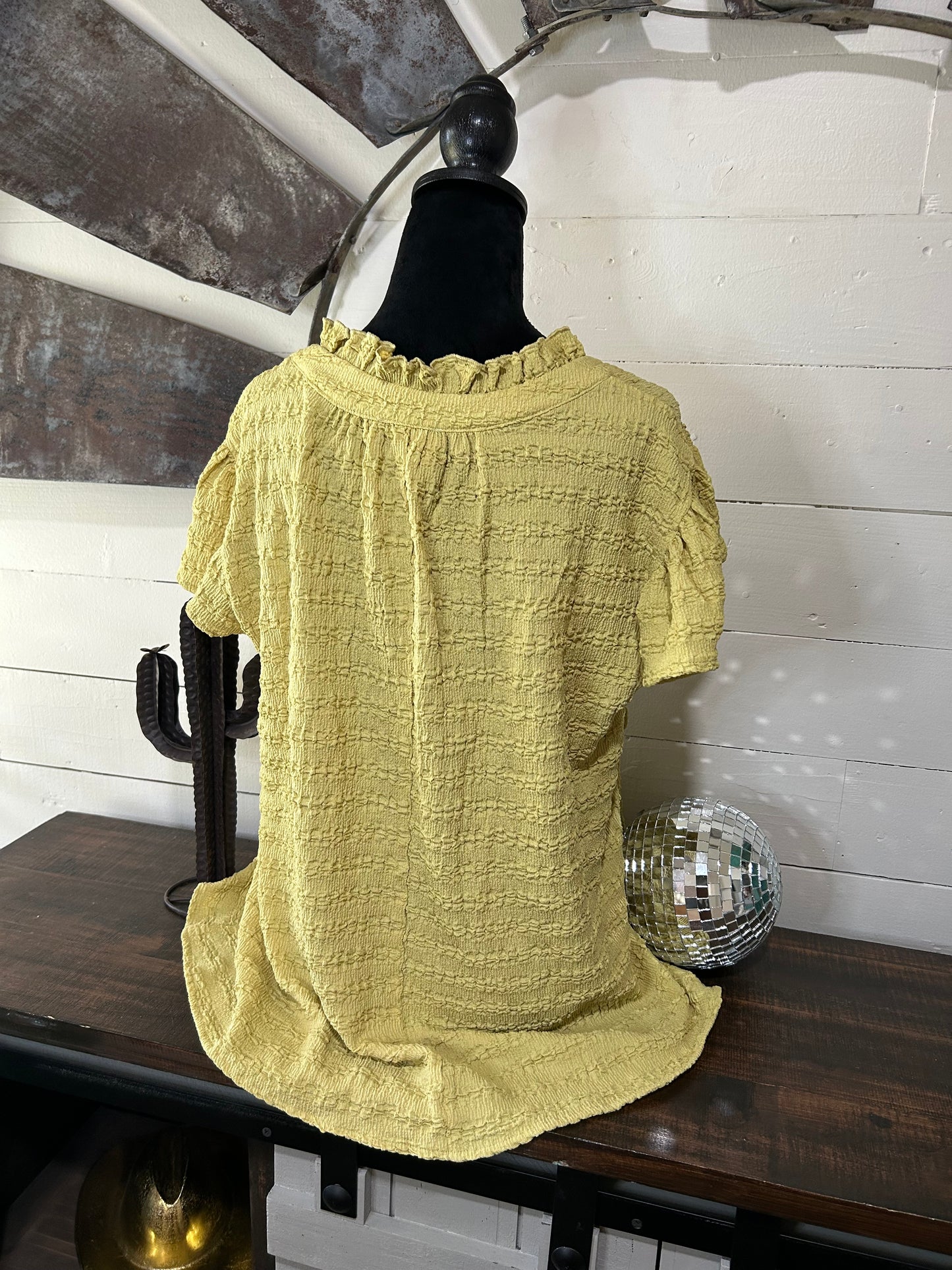 Pear ruffle blouse
