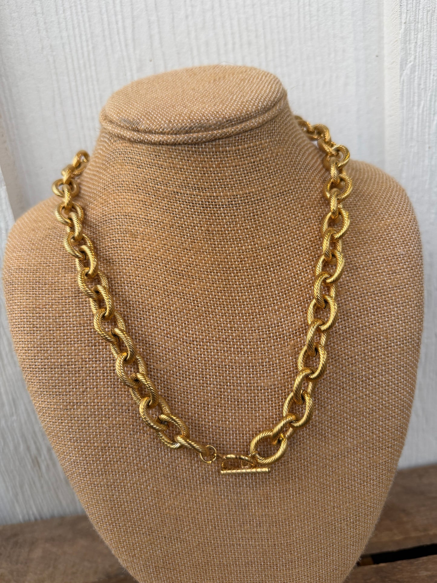 Chunky gold rope chain necklace