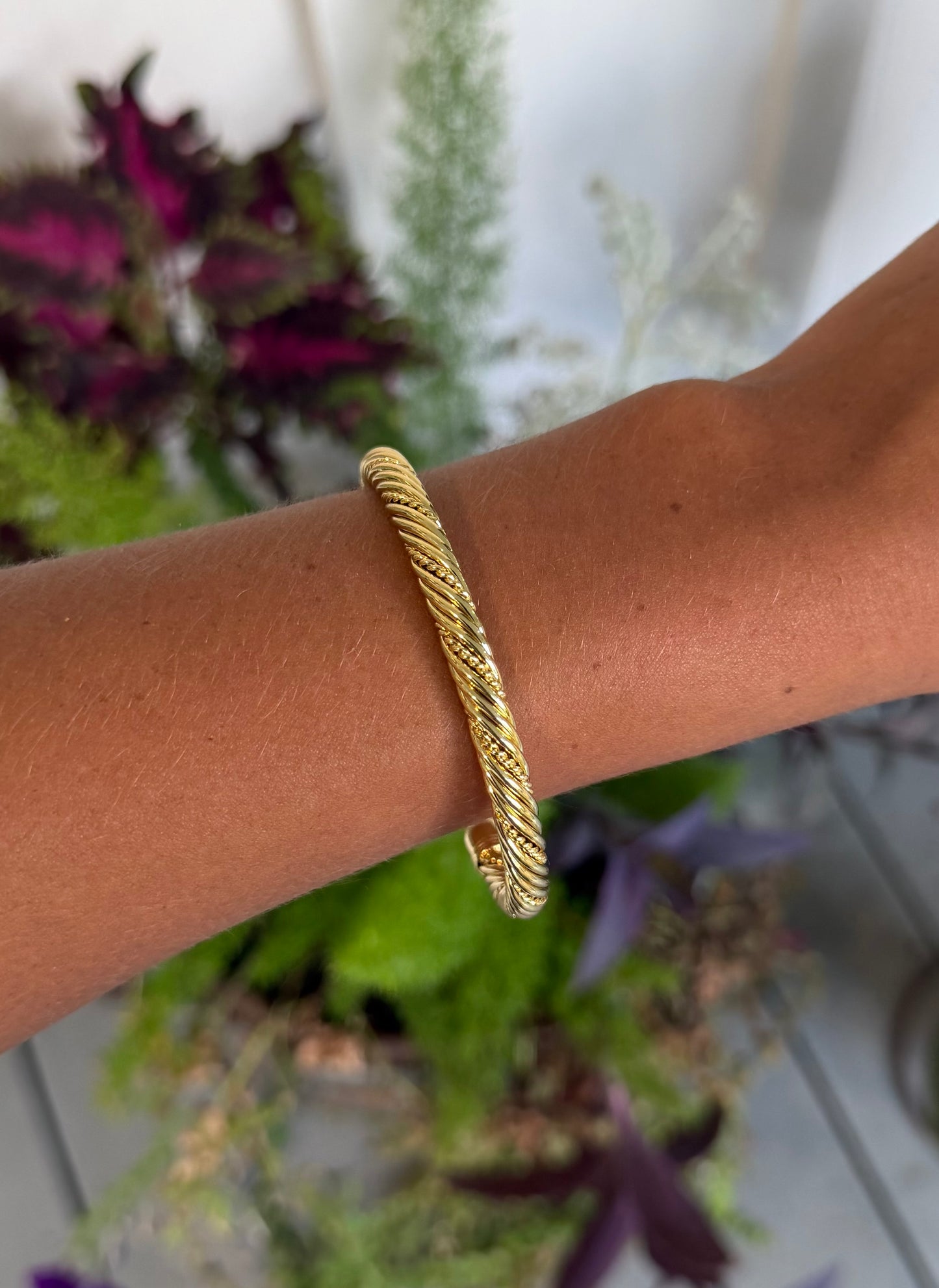 Silver or gold plated twist wire cuff
