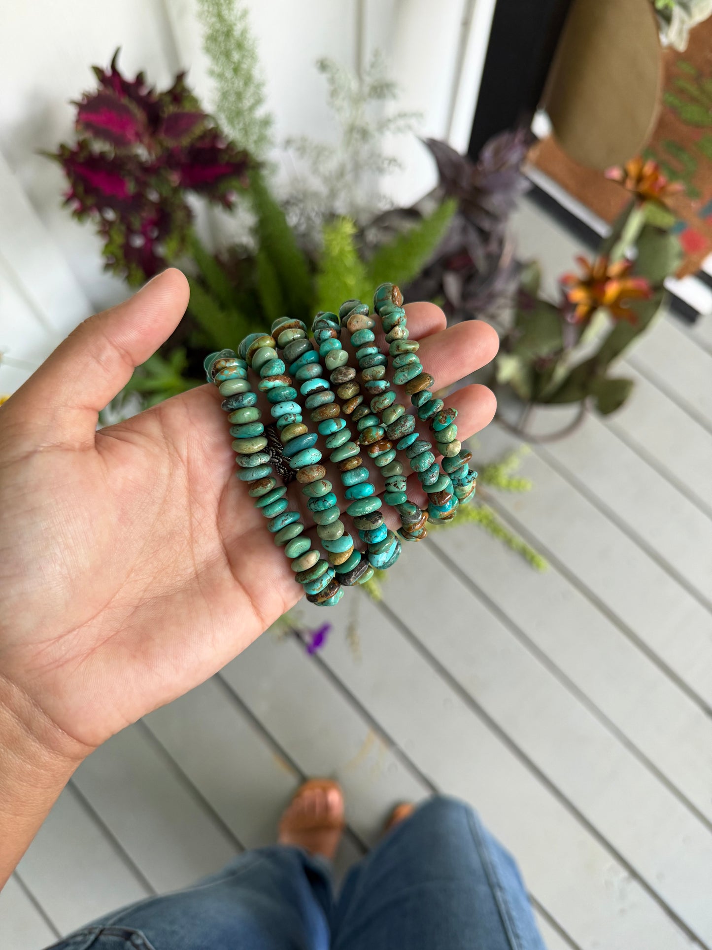 Genuine turquoise chip stretchy bracelet