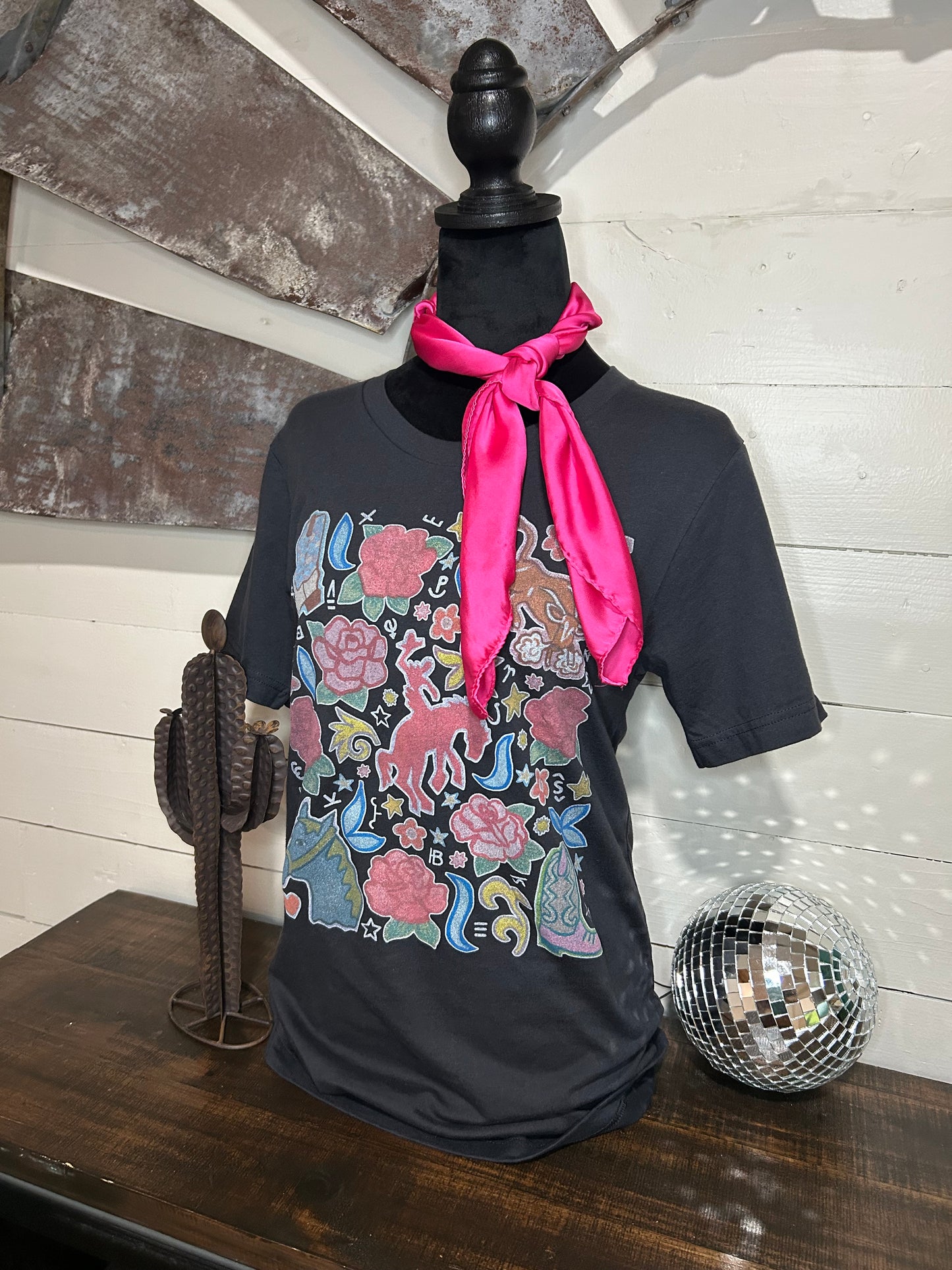 Size small - Graphic tees
