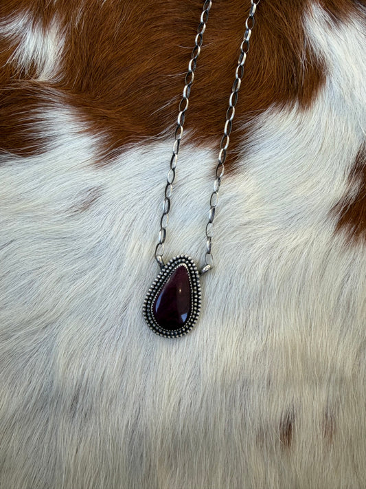 Purple spiny necklace