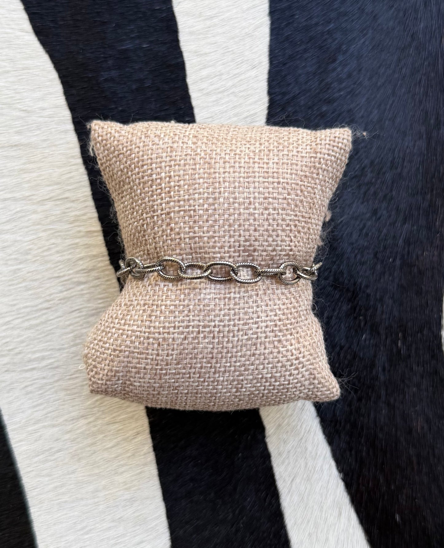 Antiqued rope chain bracelet