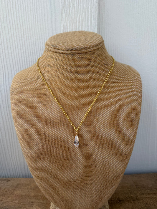 Small gold plated chain with teardrop