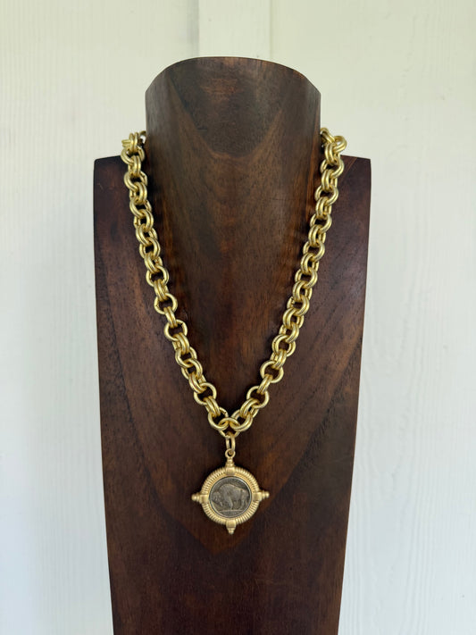 Buffalo coin & chunky gold chain