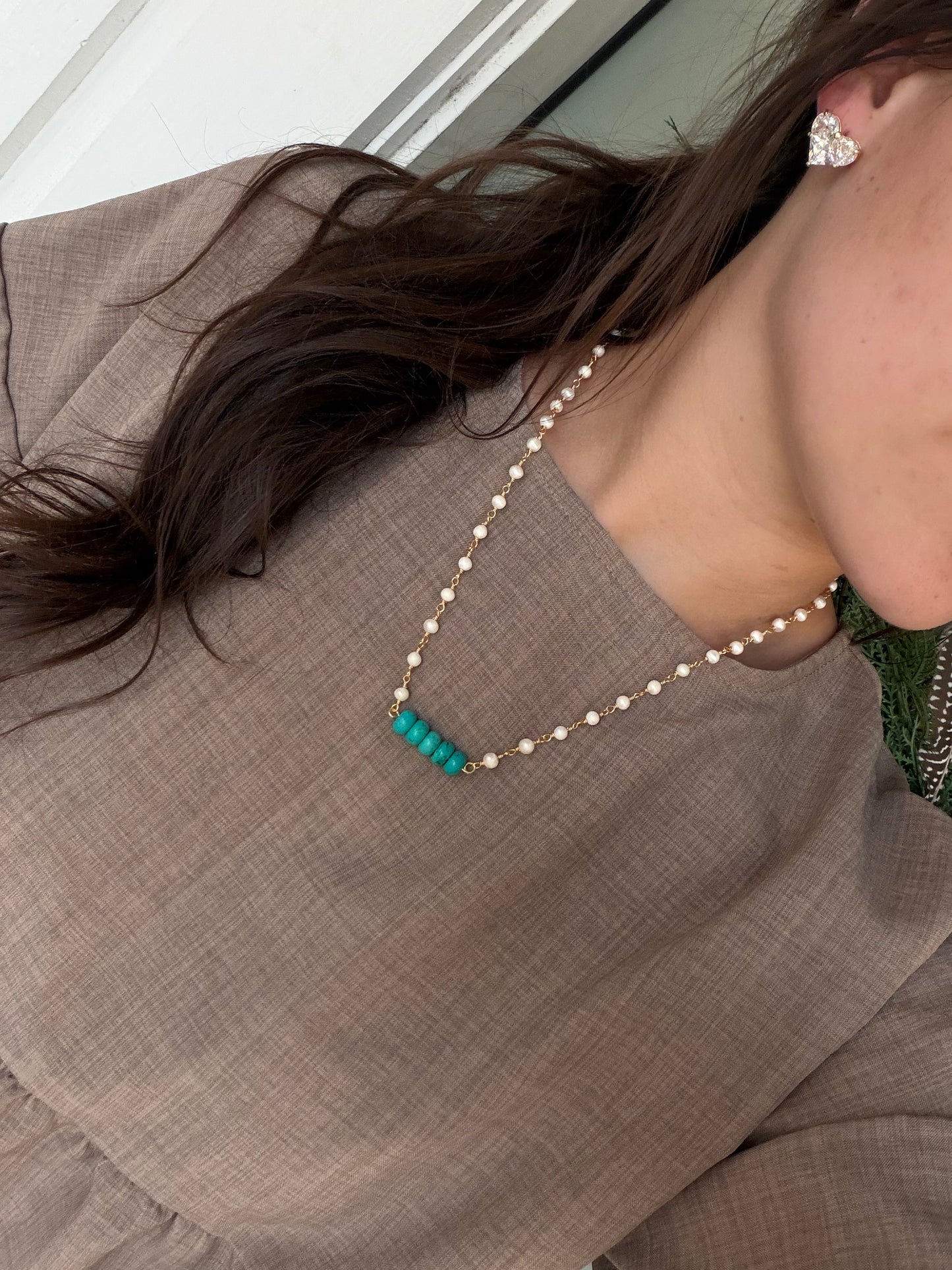 Gold pearl chain with faux turquoise
