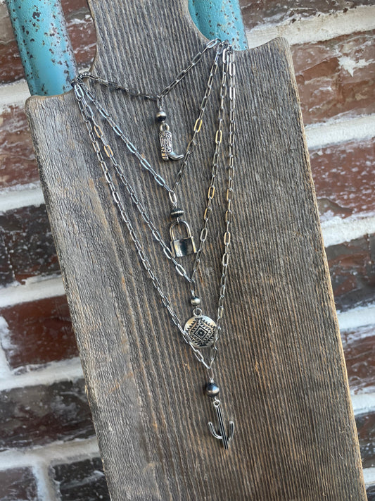 Simple cowgirl necklaces